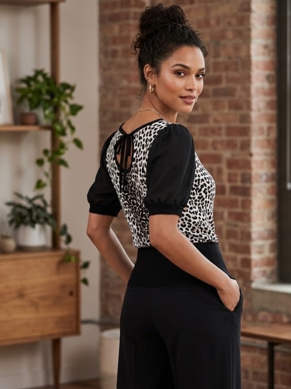White House Black Market Black & White Leopard Puff Sleeve Top